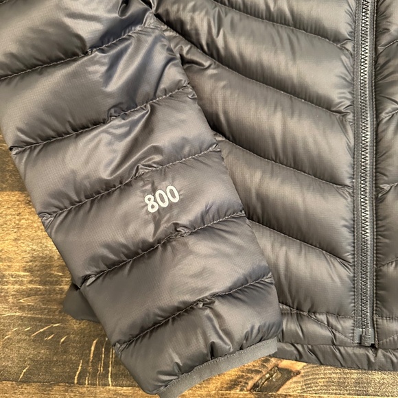 NWOT North Face Steel Gray Summit Series Down 800 Jacket, Small - Picture 7 of 7
